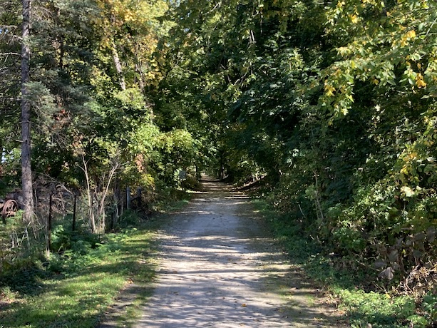 Trail near the western endpoint in Hebron, IL