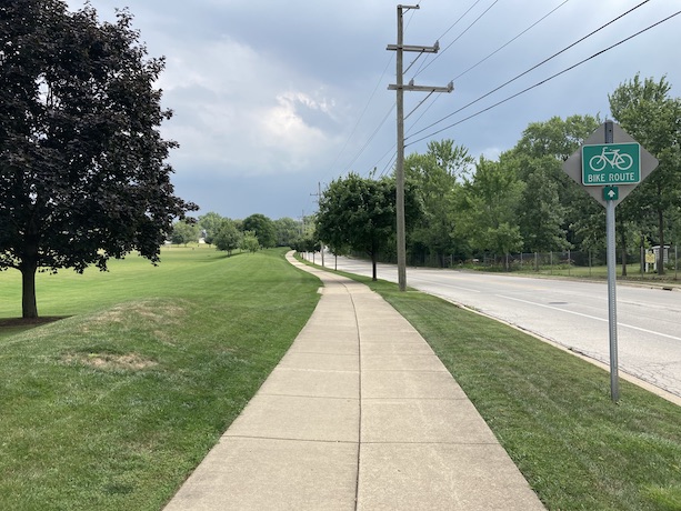 The trail next to East Side Dr in Geneva, IL