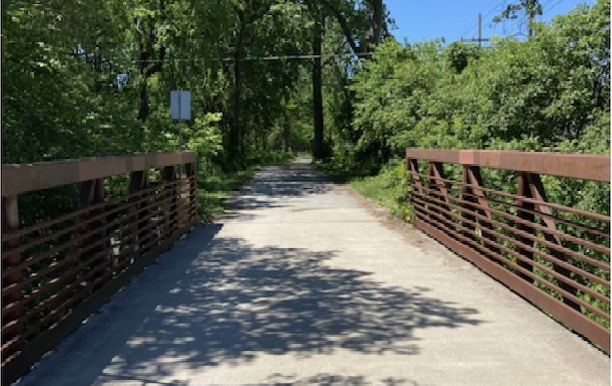 A bridge on the Illinois Prairie Path