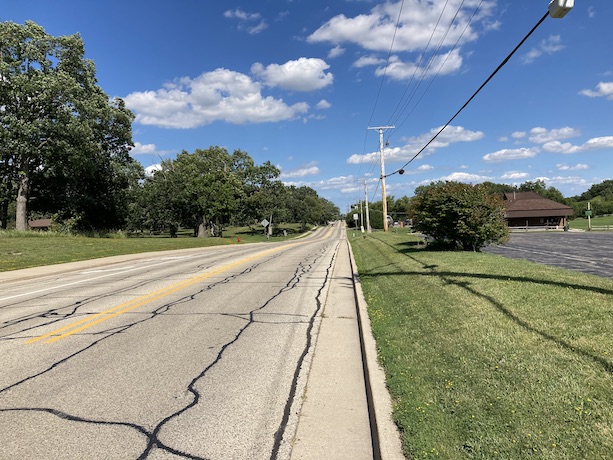 Hart Rd in Round Lake, IL