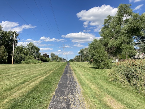 Trail in Round Lake Beach, IL