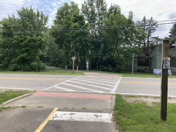 Crossing at Manhattan Rd